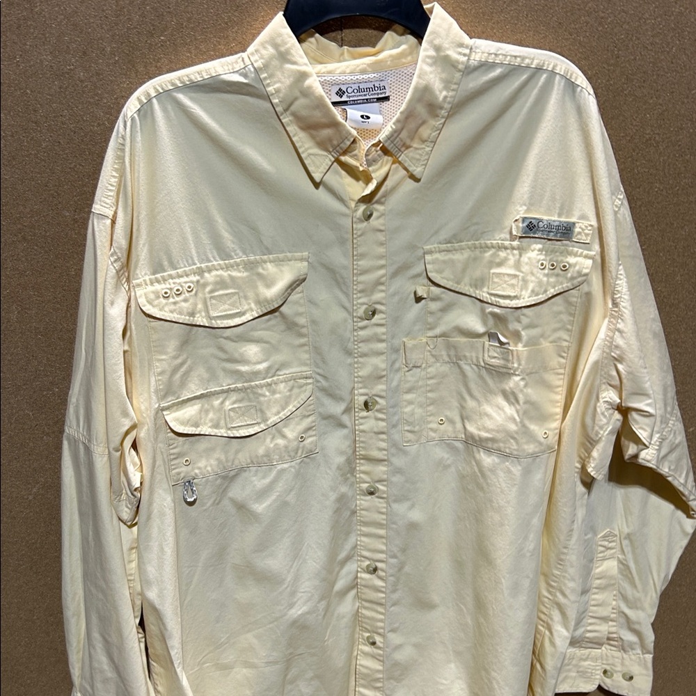 SALE!!  Columbia PFG  Large Long Sleeve Vented Shirt Yellow